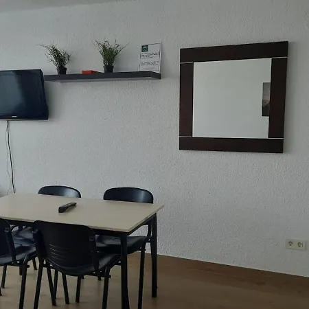 Appartement Living Sierra Nevada, Céntrico, Vistas, Zona Baja Montblanc *