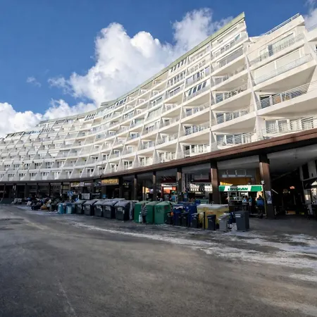 Living Plaza Pradollano, Parking Gratis, Zona Baja, Junto A Remontes