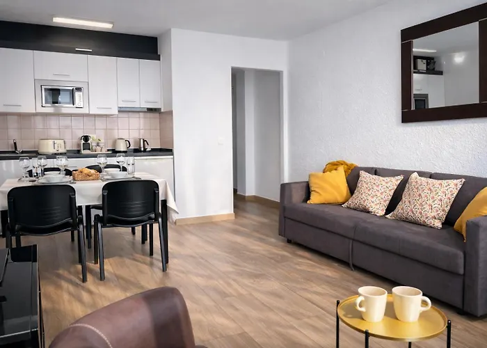 Living Sierra Nevada, Centrico, Vistas, Zona Baja Montblanc * Σιέρρα Νεβάδα