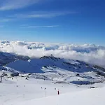 LIVING SIERRA NEVADA, céntrico, vistas, zona baja Montblanc *